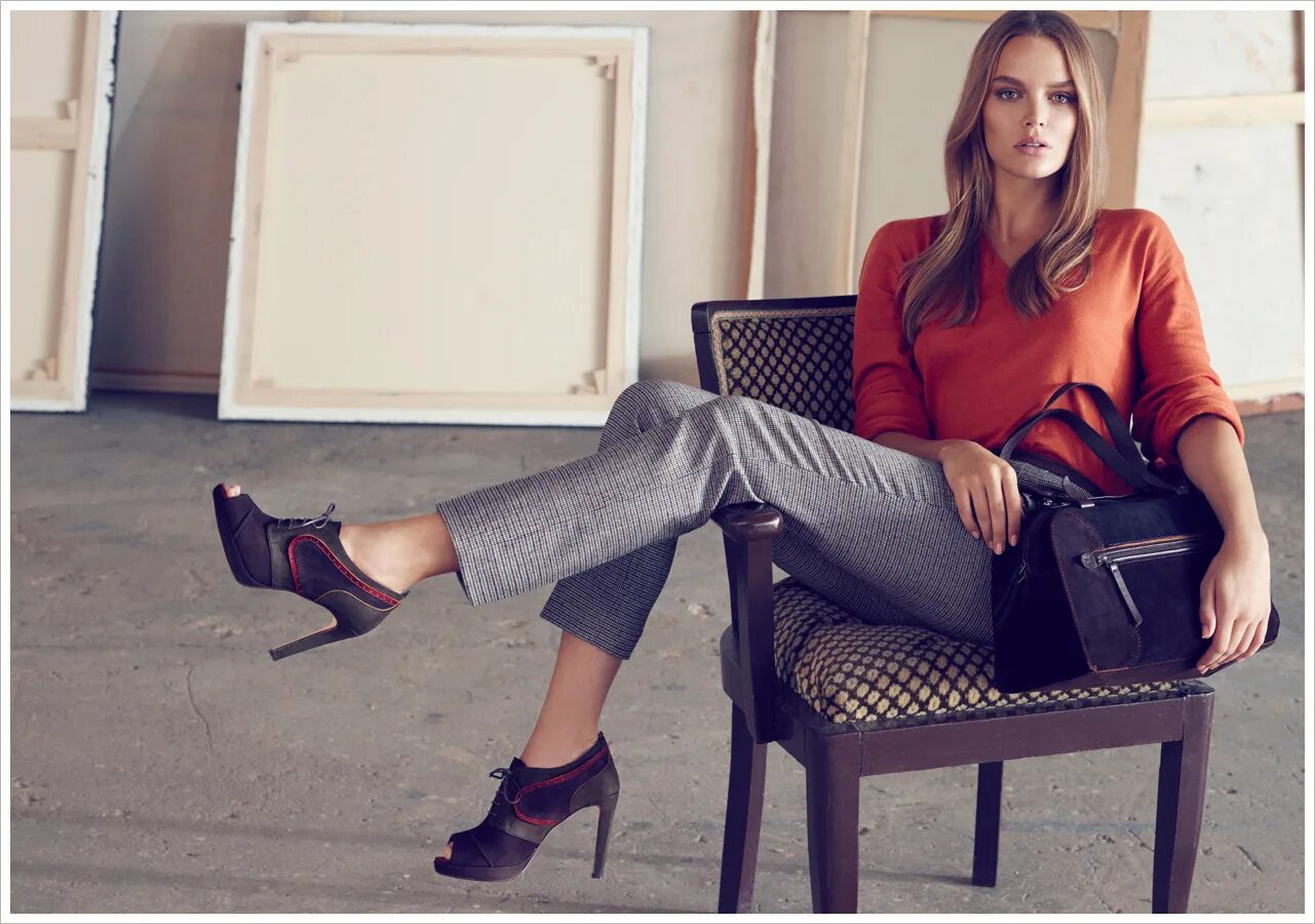 Девушки в ботильонах. Девушки в ботильонах. Provincial / провинциалка. Сандра эган модель. Красивые девушки в ботильонах.