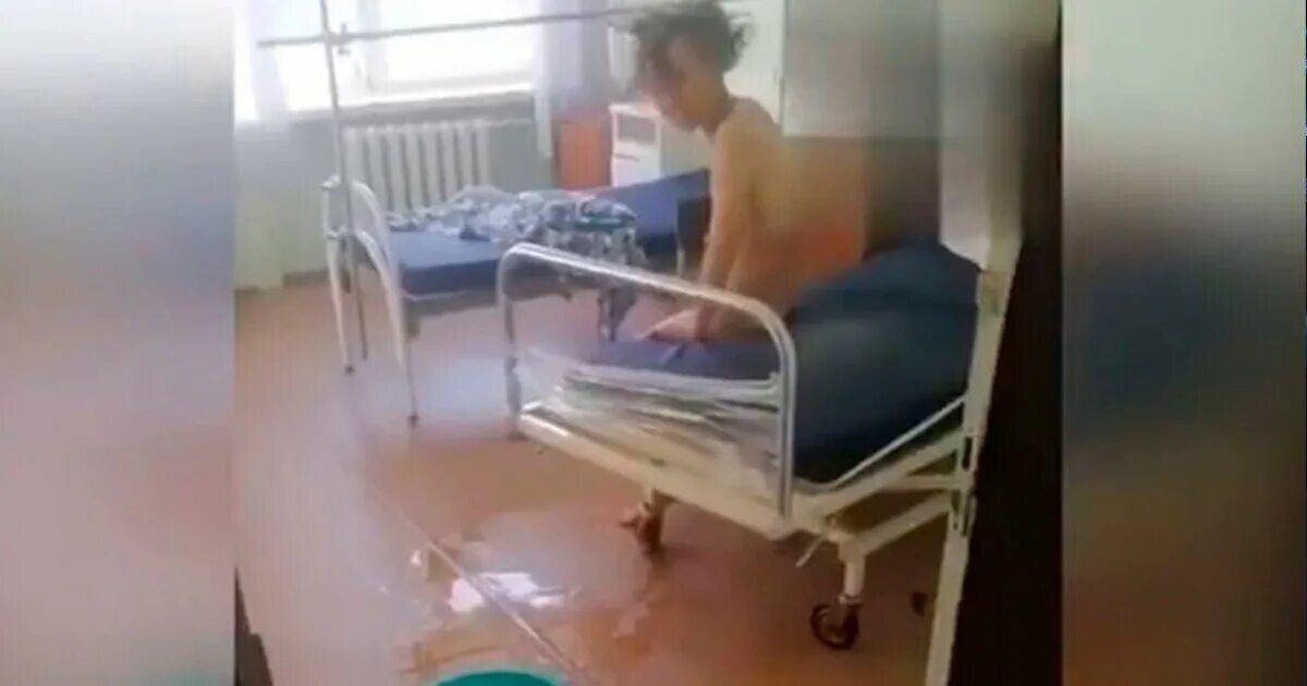 Издевательство ребенка в больнице. Горшечная в больнице.