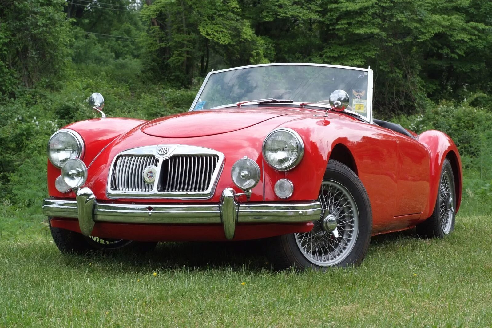 Mg mgb. Mgb roadster. Mg машина 1960. Mg британия. Mg midget 1972.