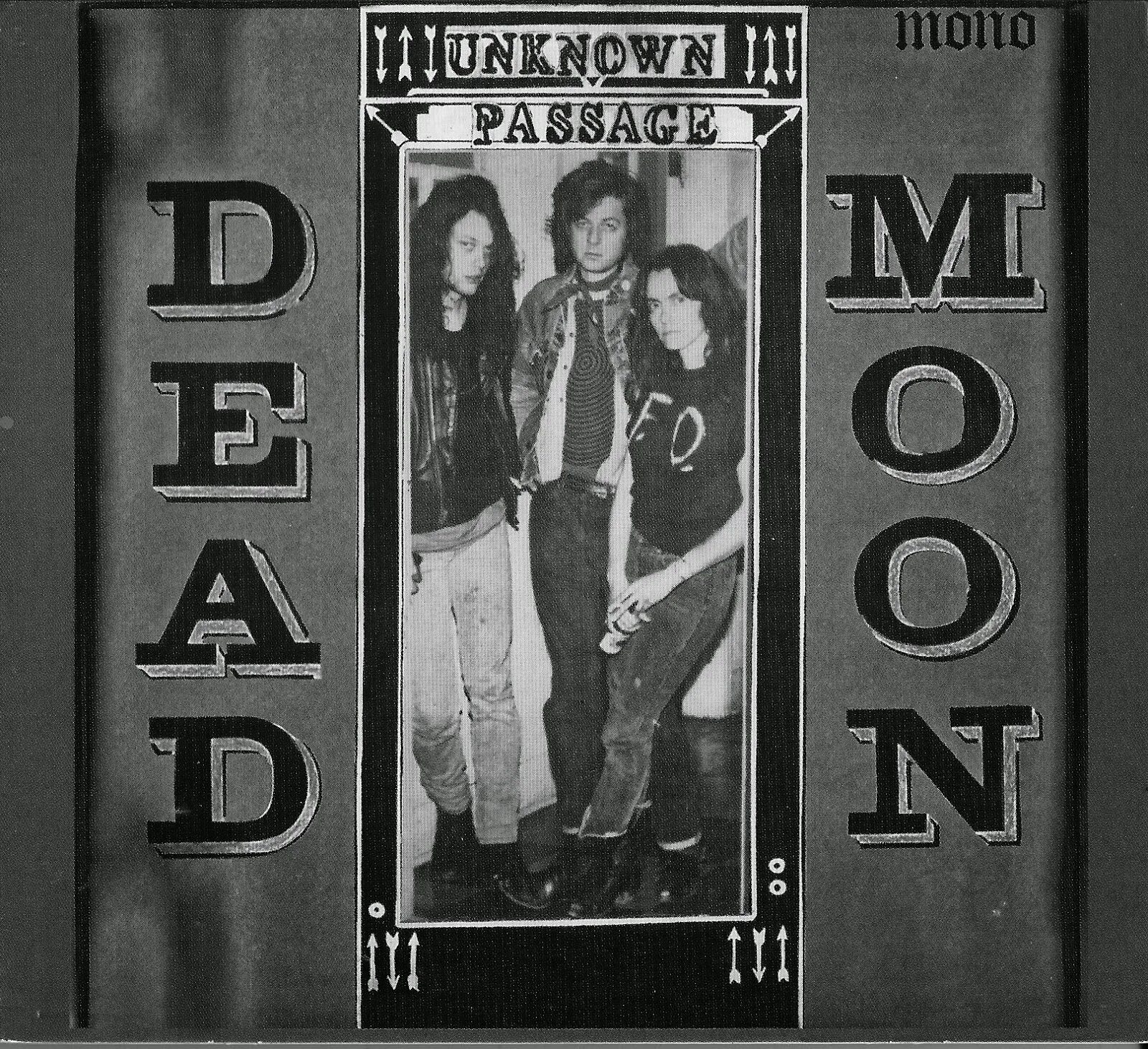 Обложка альбома 1989. Dead Moon. Группа Dead Moon 1990. Пассаж 1989. Мертвая луна слушать