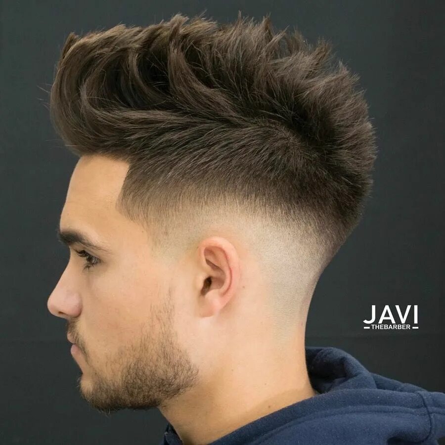 Low taper fade. МИД фейд стрижка. Мужская стрижка фейд Fade. Фейд прическа мужская МИД. Стрижка фейд андеркат.