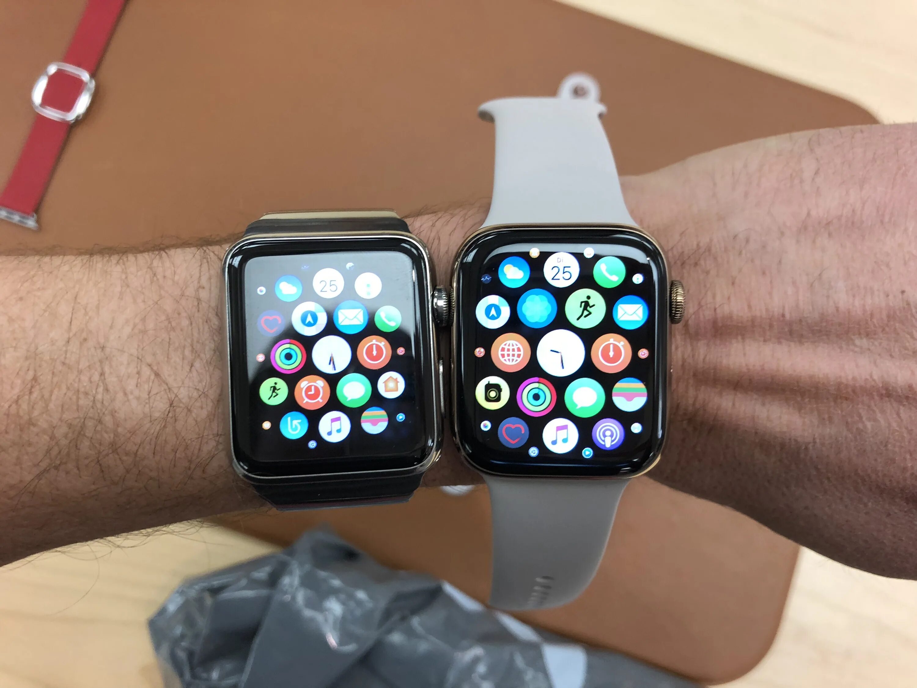 Apple watch series 41mm. Apple watch 44mm. Эпл вотч se 44 мм. Apple watch 6 44 mm. Apple watch se 40mm.