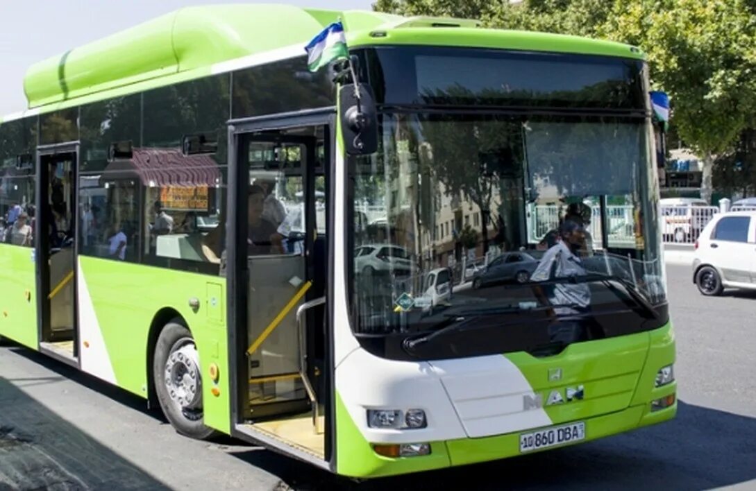 Автобус первую часть. Ташкент Автобусный парк. Жамоат транспорти. 2 Автобусный парк Ташкенте. Ташкент жамоат транспорти.