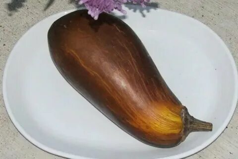 Баклажан внутри коричневый