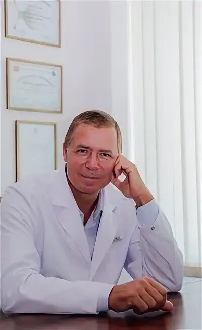 Лазерный хирург, окулист (офтальмолог) Коновалов Михаил Егорович, Сочи Архив