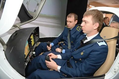 Где обучаются пилоты