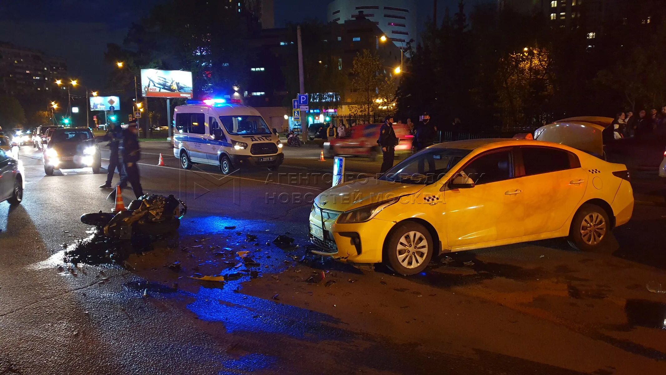 22 мая 14 дней. Смертельное ДТП В Москве. Авария с такси в Москве на улице 1905.