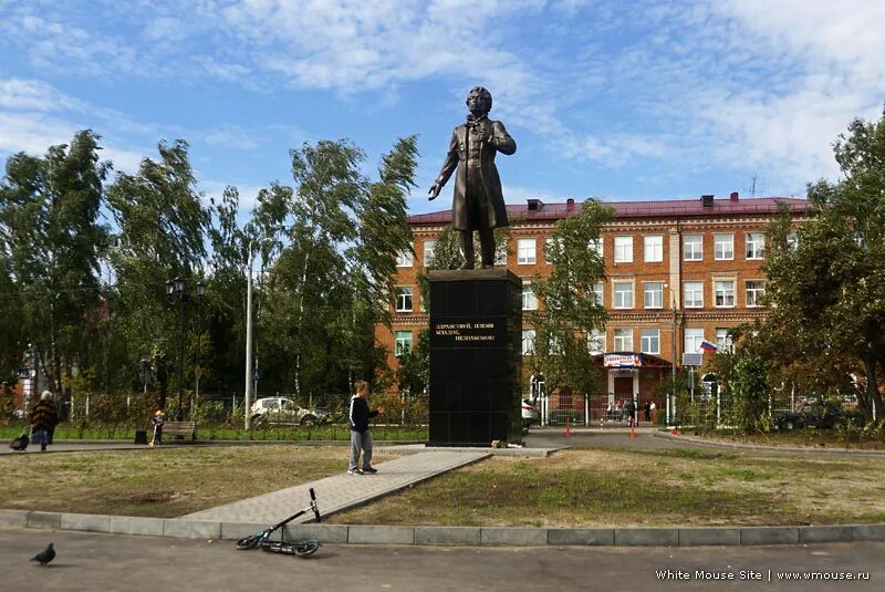Г орехово зуево ул пушкина. Г орехово зуево ул пушкина. Статуя пушкина орехово зуево. Орехово-зуево достопримечательности. Орехово-зуево улицы.