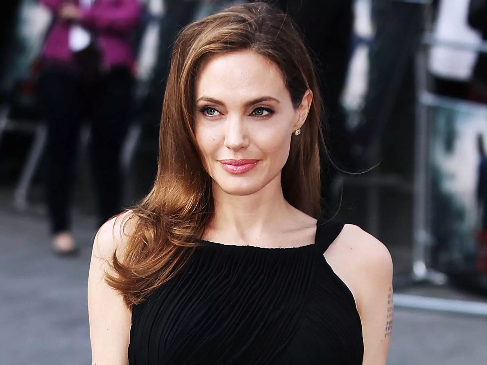 Популярные артистки. Анджелина Джоли. Анджелина Джоли фото. Анджелина Джоли 2015.