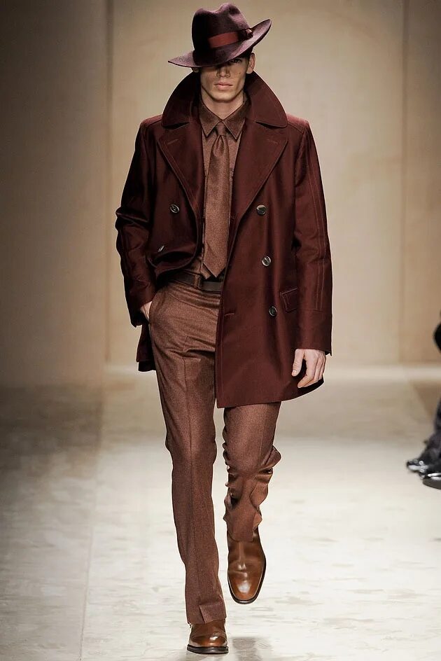 Мужская коллекция одежды осень. Zegna одежда мужская. Zara пальто мужское 2017. Brunello cucinelli мужской стиль. Коричневый костюм look.