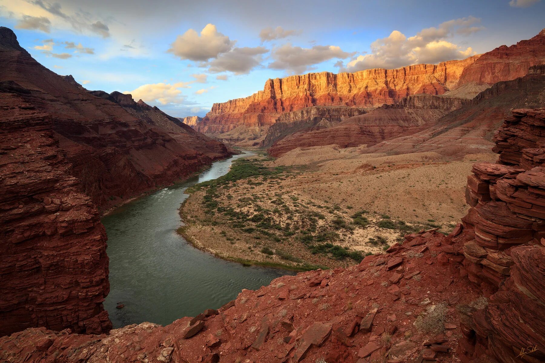 Canyon 10. Гранд каньон и река Колорадо. Река Колорадо мелеет. Каньон Нью Ривер Вирджиния. Пустыня Хуанхэ.