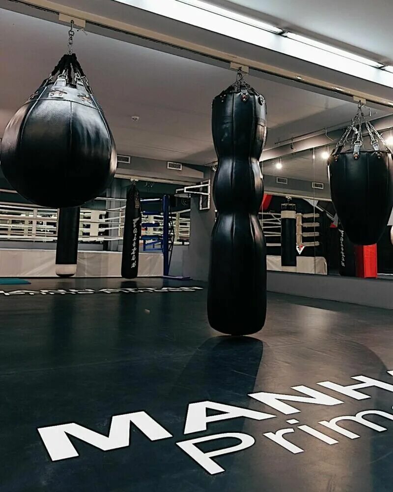 фитнес клуб манхэттен измайлово. фитнес клуб манхэттен измайлово. манхэттен фитнес партизанская. фитнес клуб манхэттен. тренажеры hoist и precor.