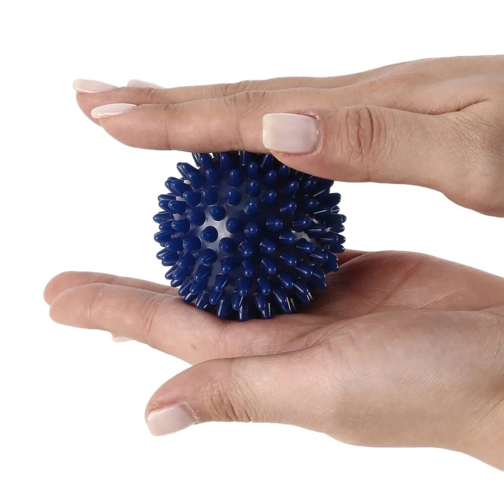 Массаж помощью мячика. Массажный мяч togu spiky massage ball. мяч су джок. массажер су-джок. массажный шарик &quot;су джок&quot;.