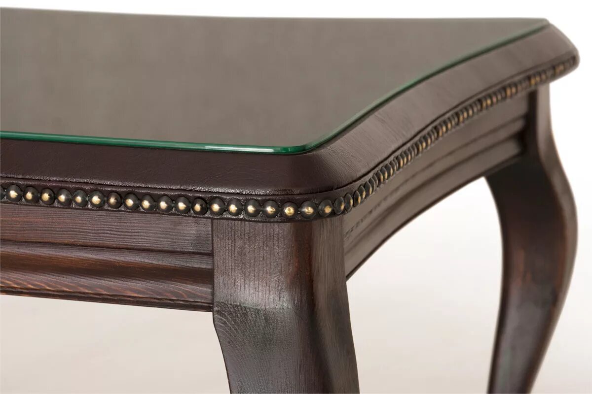 Столешница из мозаики. Стол со столешницей из плитки. Облицовка стола. Облицовка стола. Декорирование мебели мозаикой.