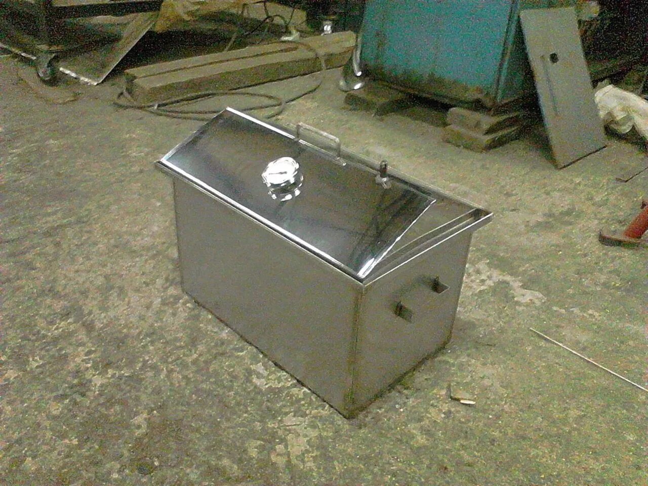 Коптильня ольховый дым фортуна 400*250*250. 5мм). Коптильня фортуна 600*300*300 с гидрозатвором. Коптильня ольховый дым фортуна 500*300*300. Коптильня ольховый дым эконом 350*200*200.