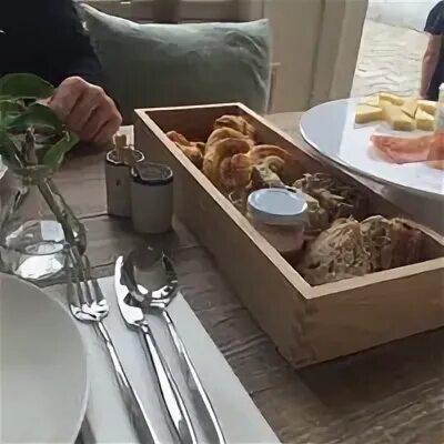 Table story
