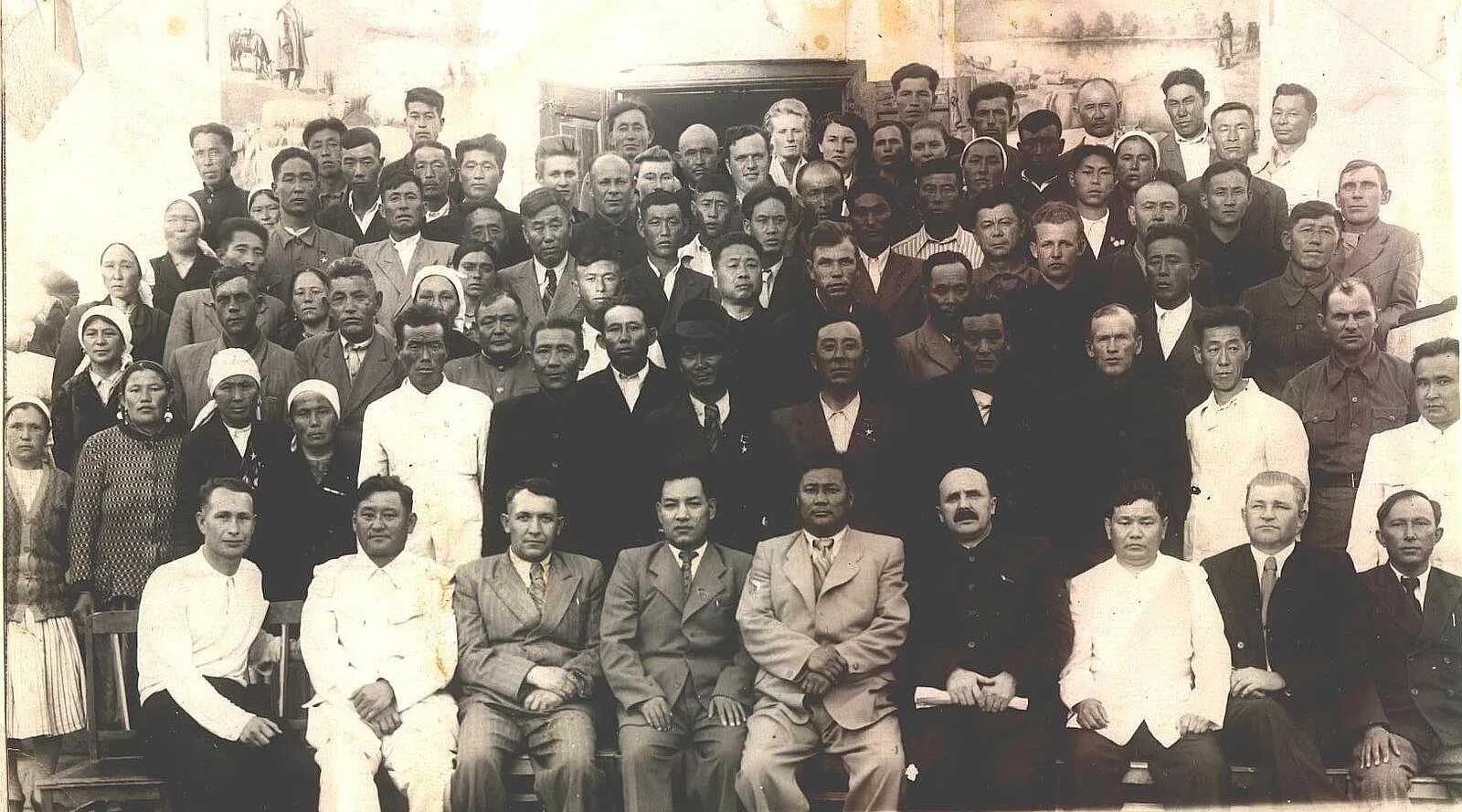 Первый секретарь обкома партии. Карсыбаев шакир карсыбаевич. обком партии кокчетавской области. первые секретари райкомов кокчетавской области. турсунов первый секретарь талдыкургаского обкома партии.