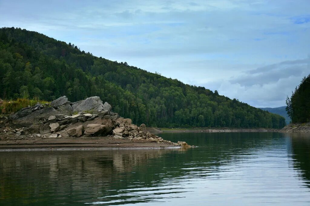 Водохранилище красноярского края. Река бирюса красноярский край. Водохранилище красноярского края. Красноярское водохранилище. Водохранилище красноярского края.