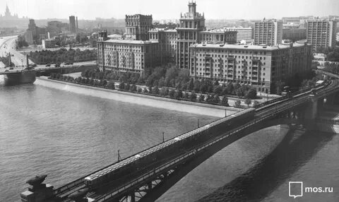 Лет в москве было введено
