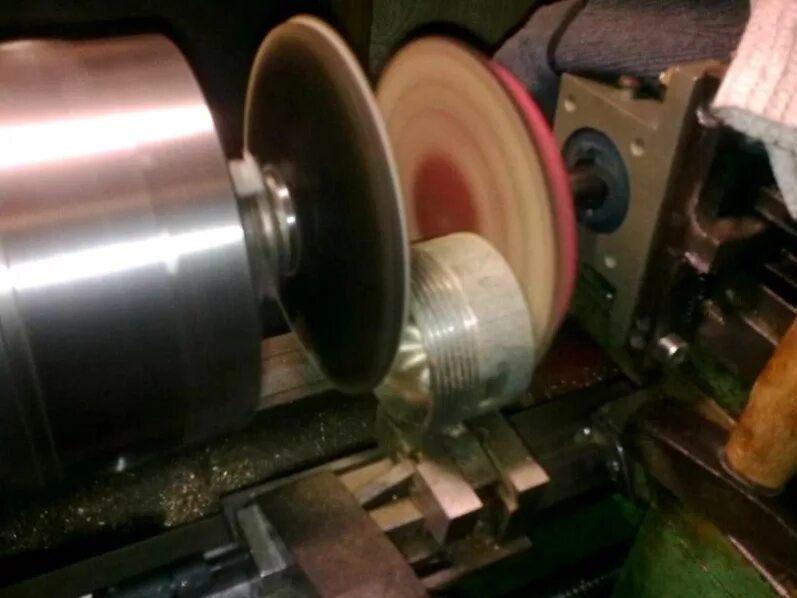 шлифовка бруса. эксцентриковая шлифмашина kress 900 mps. этапы заживления кожи после лазерной шлифовки. полирование металлических поверхностей. зачистка сварных швов после сварки.