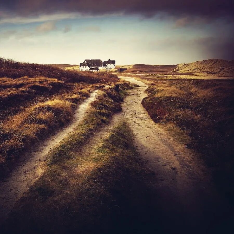 Красивая дорога домой. Стелись дорого. Дорога стелиться. Дорога домой. Dirt road.