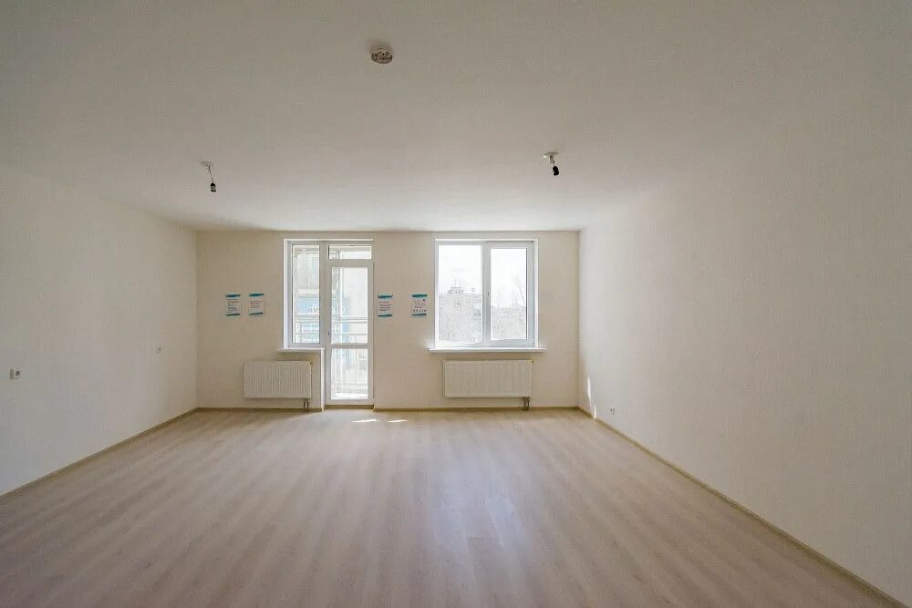 Отделка от застройщика в преображенском. Однокомнатные квартиры екатеринбурге застройщика. Светлая отделка от застройщика. Московский квартал екатеринбург. Чистовая отделка атомстройкомплекс.