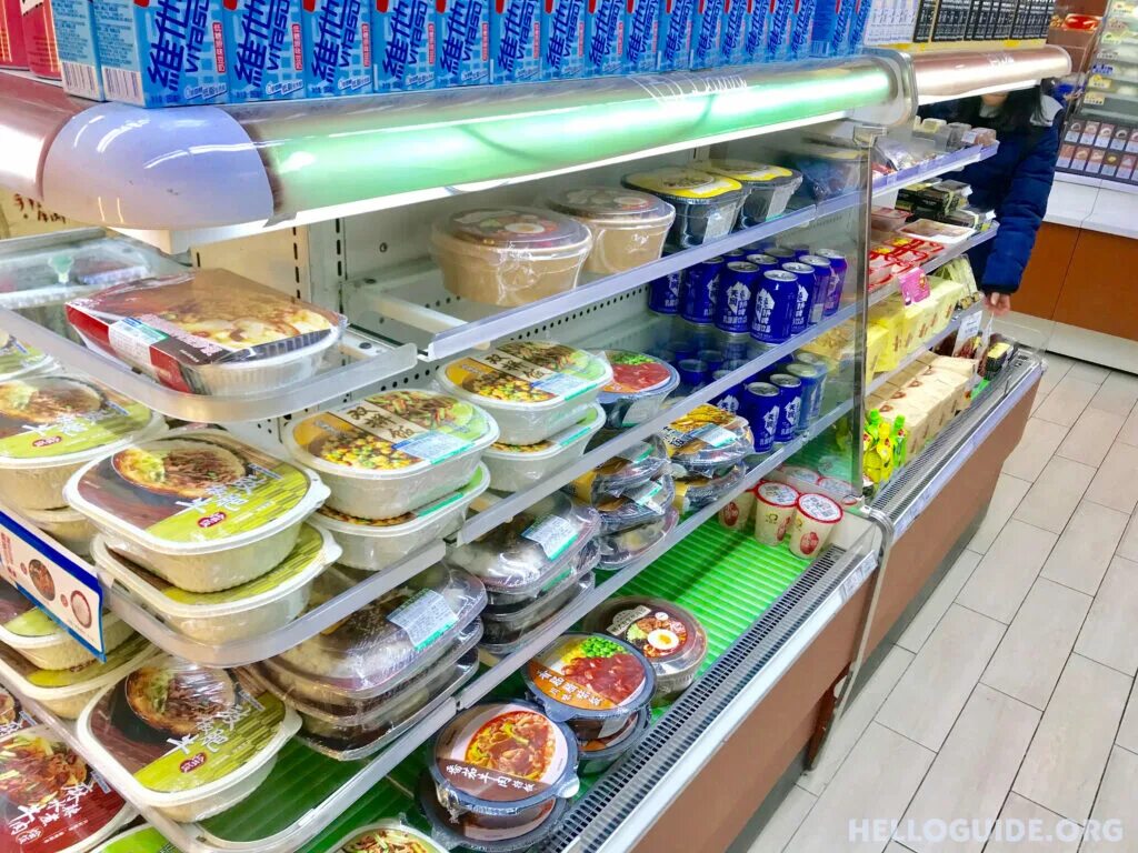 Севен Элевен в Китае. 7 Eleven касса. Seven Eleven прилавки. Магазин 7 Eleven в Тайланде. Family mart