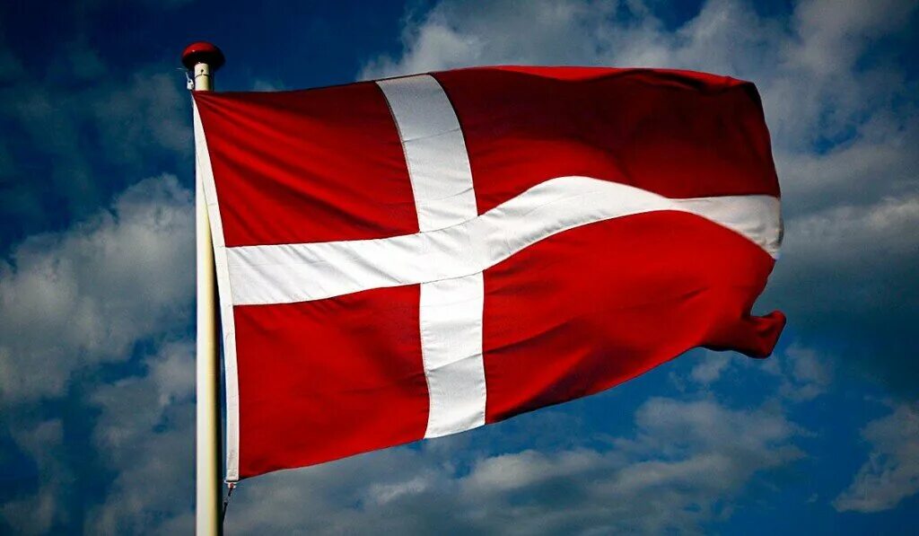 Как выглядит флаг дании. Флаг Дании. Флаг Дании 1914. Флаг флаг Дании.