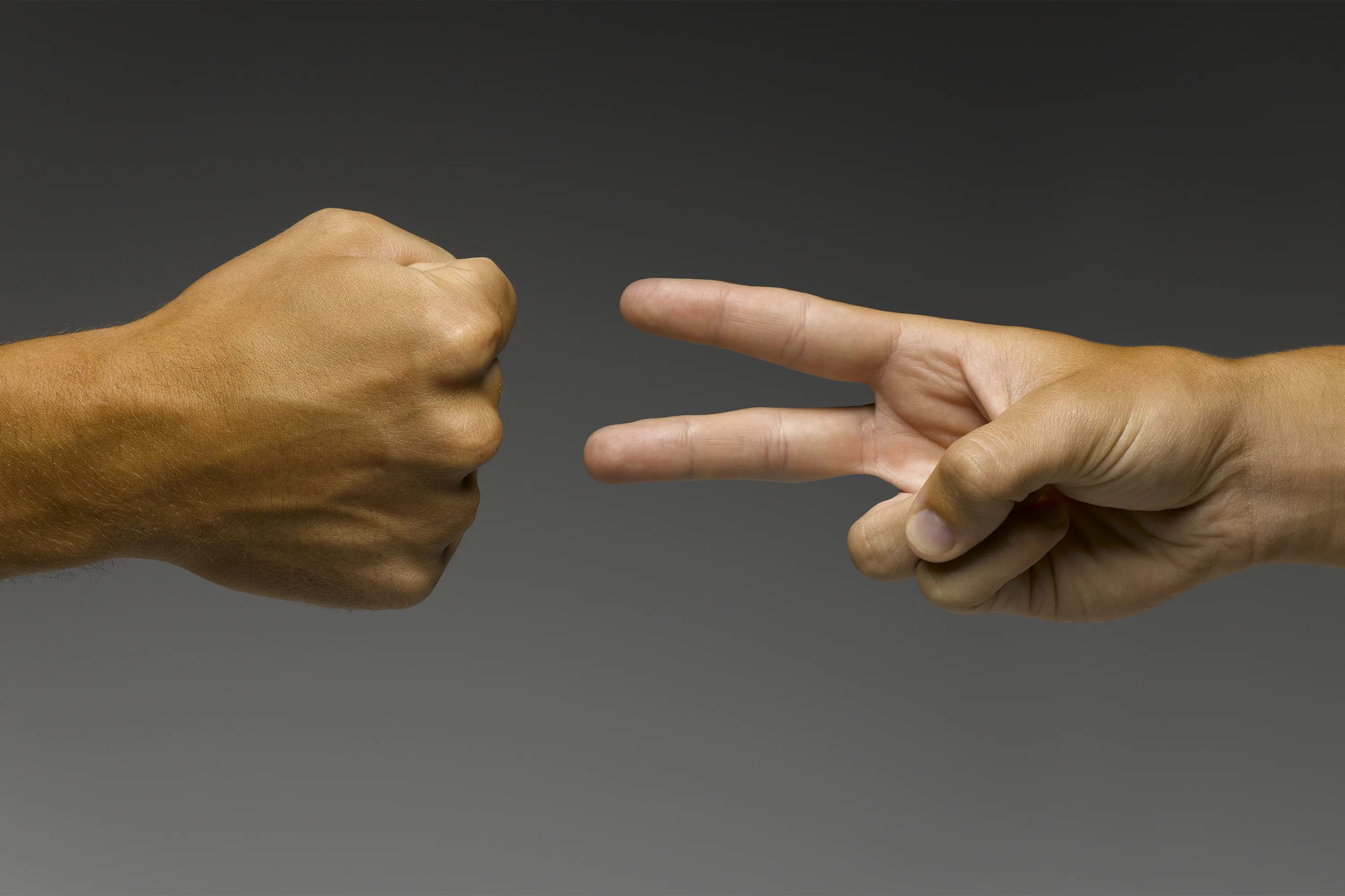 Камень ножницы бумага руки. Принцип игры камень,ножницы,бумага. Цуефа ставрополь. Цуефа ищут 5 участника. Каменец ножницы бумага.