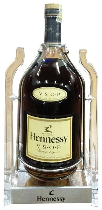 Купить коньяк в красноярске. Hennessy VSOP 3 литра. Коньяк Хеннесси 5 литров. Коньяк качели Хеннесси Хеннесси 4.5 литра. Коньяк в 5 литровых бутылках Хеннесси.