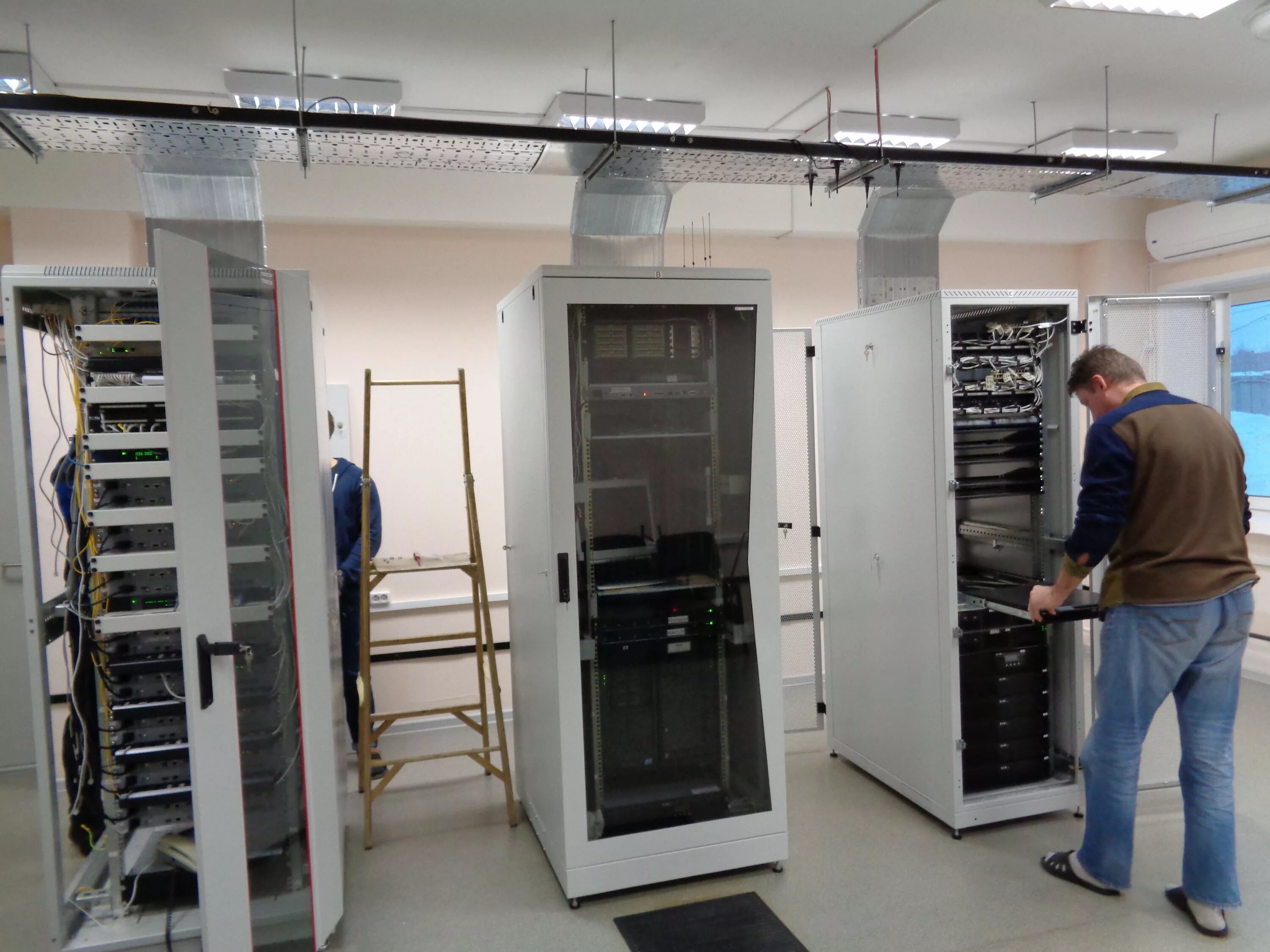 улица есенина 1 г миграционная служба. фгуп новосибирск. новосибирск ул есенина 1г. фгуп уэв сварщики. город новосибирск, проспект дзержинского 12/2.