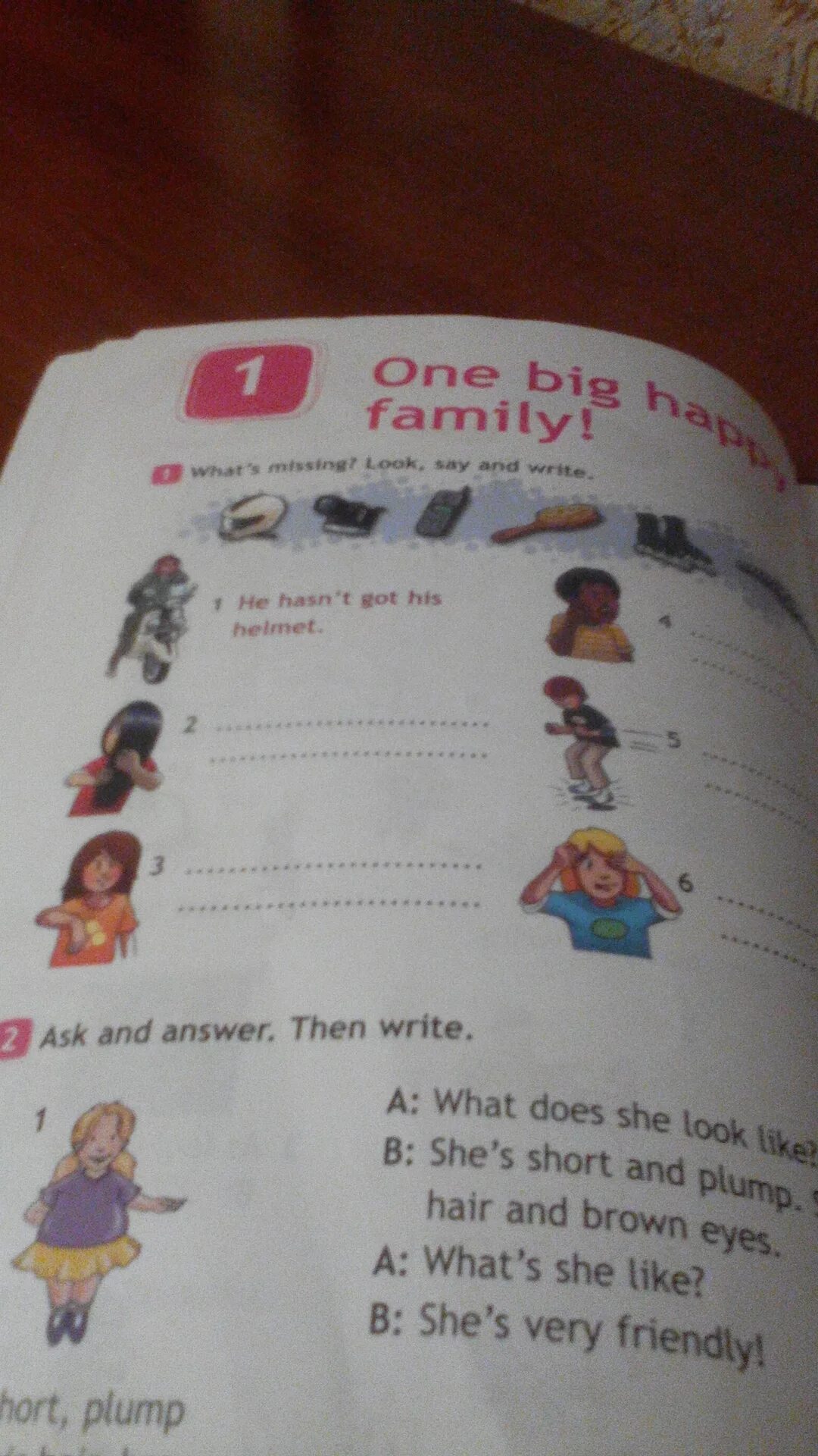 What is missing game. What's missing игра. Ask and answer then write 4 класс tall slim. Look and say 4 класс. Транскрипция.