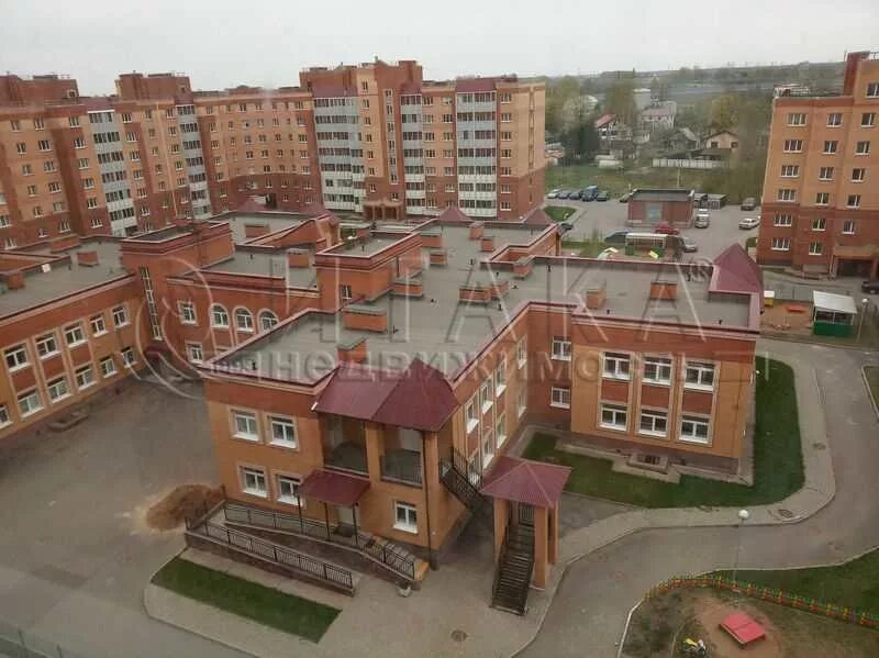 Большие колпаны магазины. Микрорайон речной гатчина. речной квартал гатчина. речной малые колпаны гатчина. малые колпаны ул западная 18.