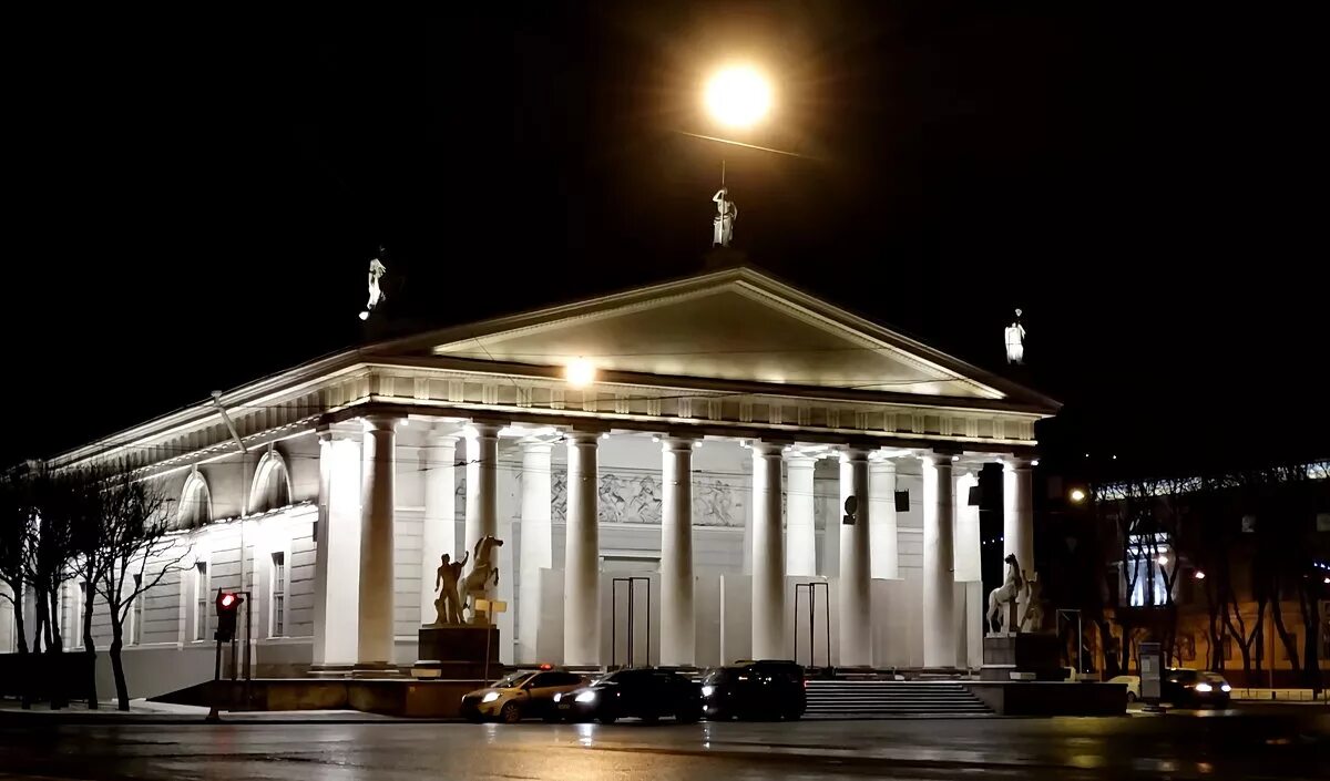 Исаакиевский манеж. Конногвардейский манеж (1804—1807). джакомо кваренги конногвардейский манеж. конногвардейский манеж (петербург)джакомо кваренги. княжеский манеж в монако джакомо кваренги.