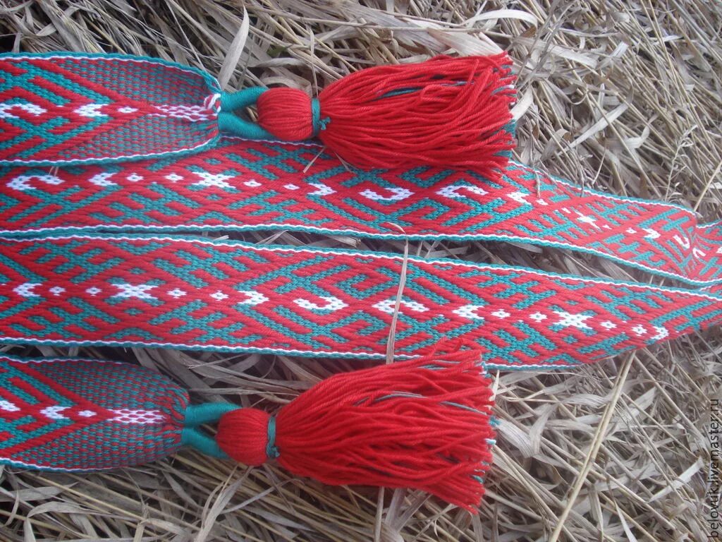 Тканые пояса. Ткачество поясов. Пояс на бердо. Ткачество поясов. Кушак зелёный русский народный.