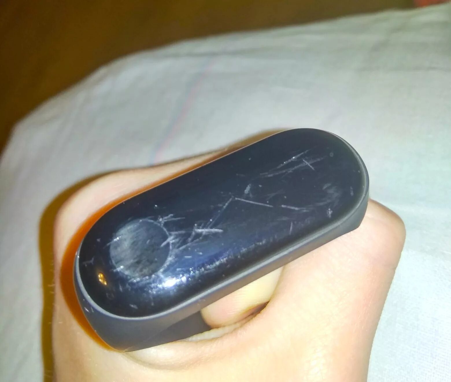 Разбил ми бенд 4. Стекло на mi band 4. Mi band 3 экран. Защитное стекло mi band 6. Mi band замена стекла.