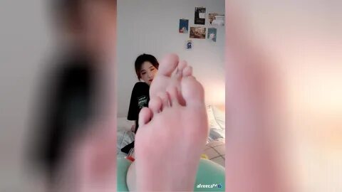 Kbj feet