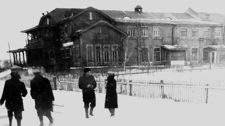 Фото Барнаул 1953 год. Барнаул Старая 27 школа. Барнаул 50 лет назад. Школа 27 Вожега.