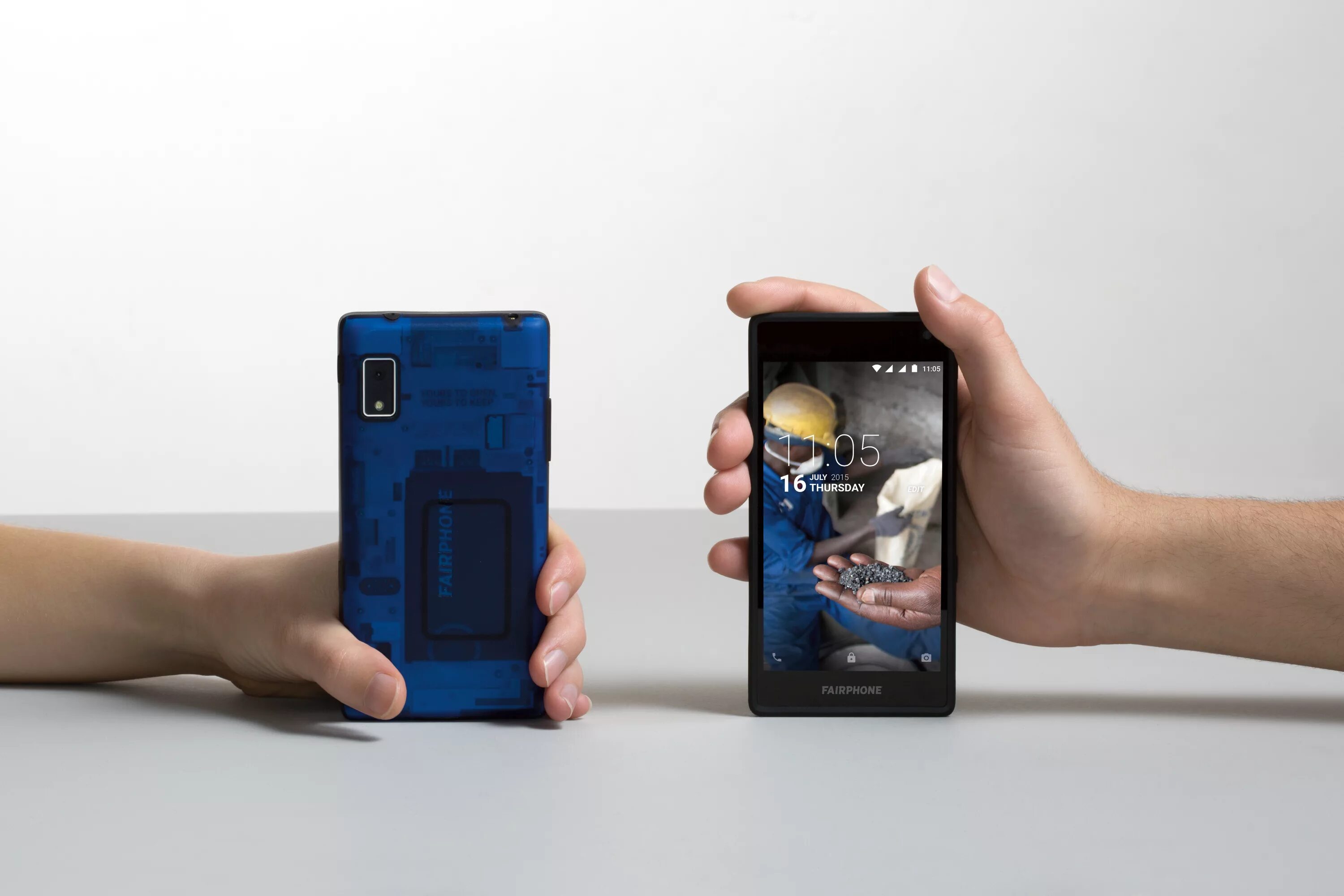 Meet phone 2. Fairphone 4. Fairphone 2. Смартфон Fairphone 5. Телефон Fairphone 4.