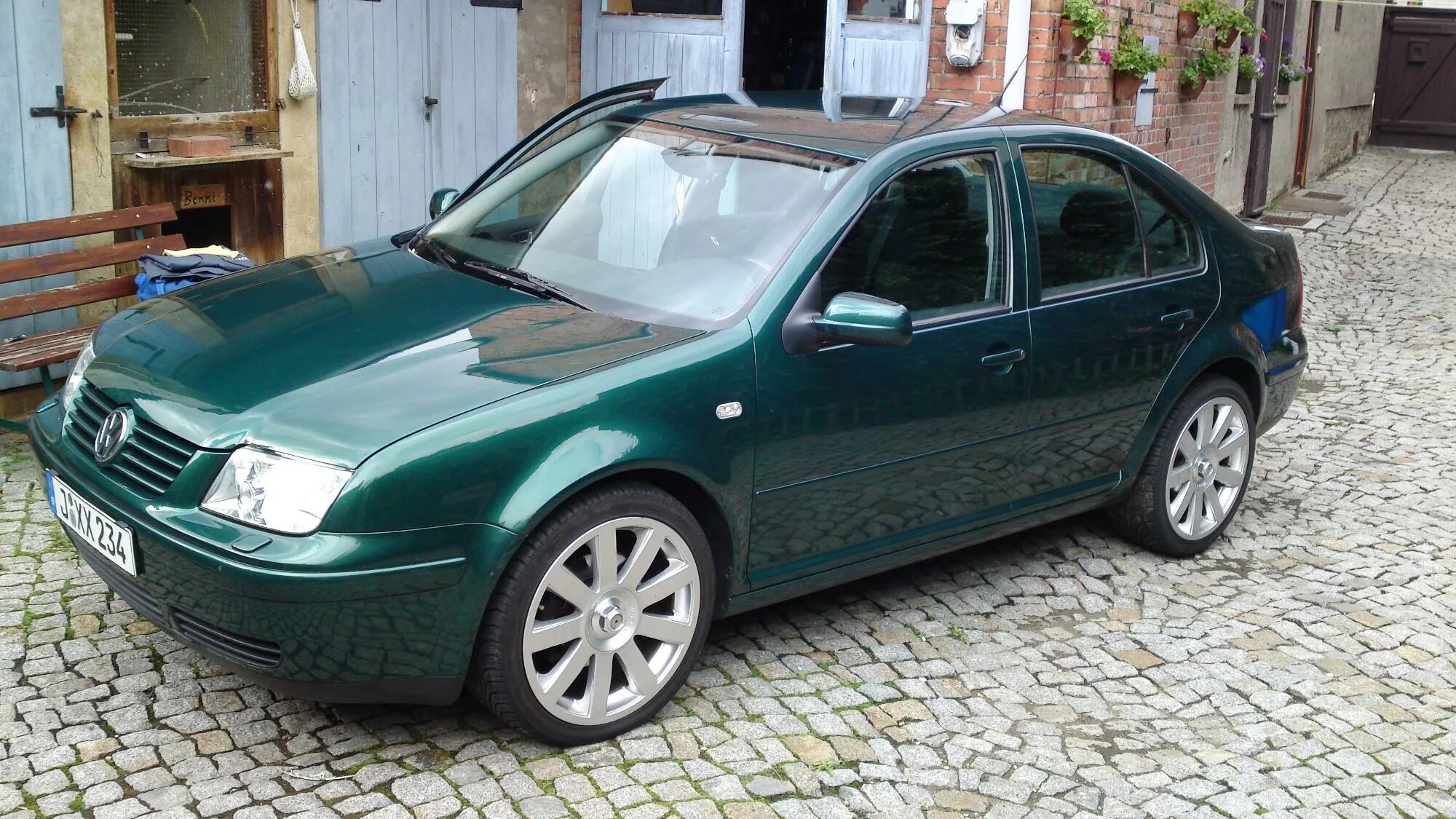 Volkswagen bora 2000. Фольксваген Бора 1.6. VW Bora 1998. Фольксваген Бора 1 поколение. Фольксваген Бора v5.
