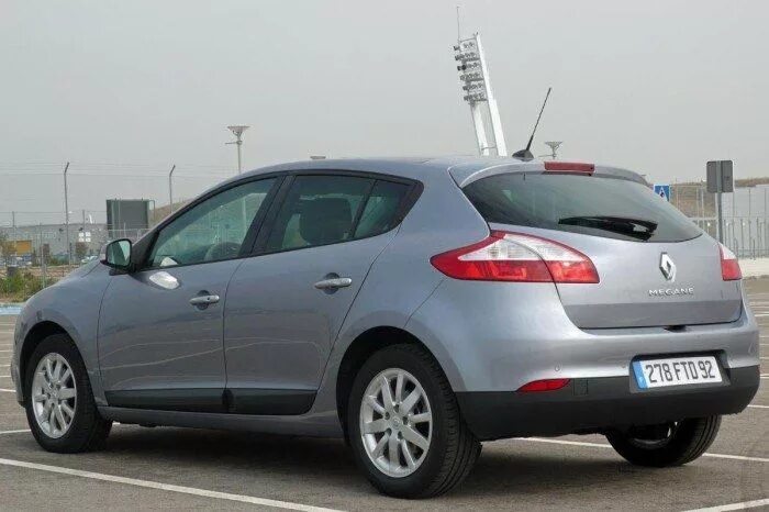 Renault Megane III HB. Renault Megane 3 2009 дизель. Рено Меган 143.