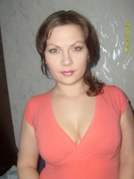 она ищет его россия. встречи для досуга. девушку для серьезных отношений с номером телефона город. она ищет парня. незамужние женщины.