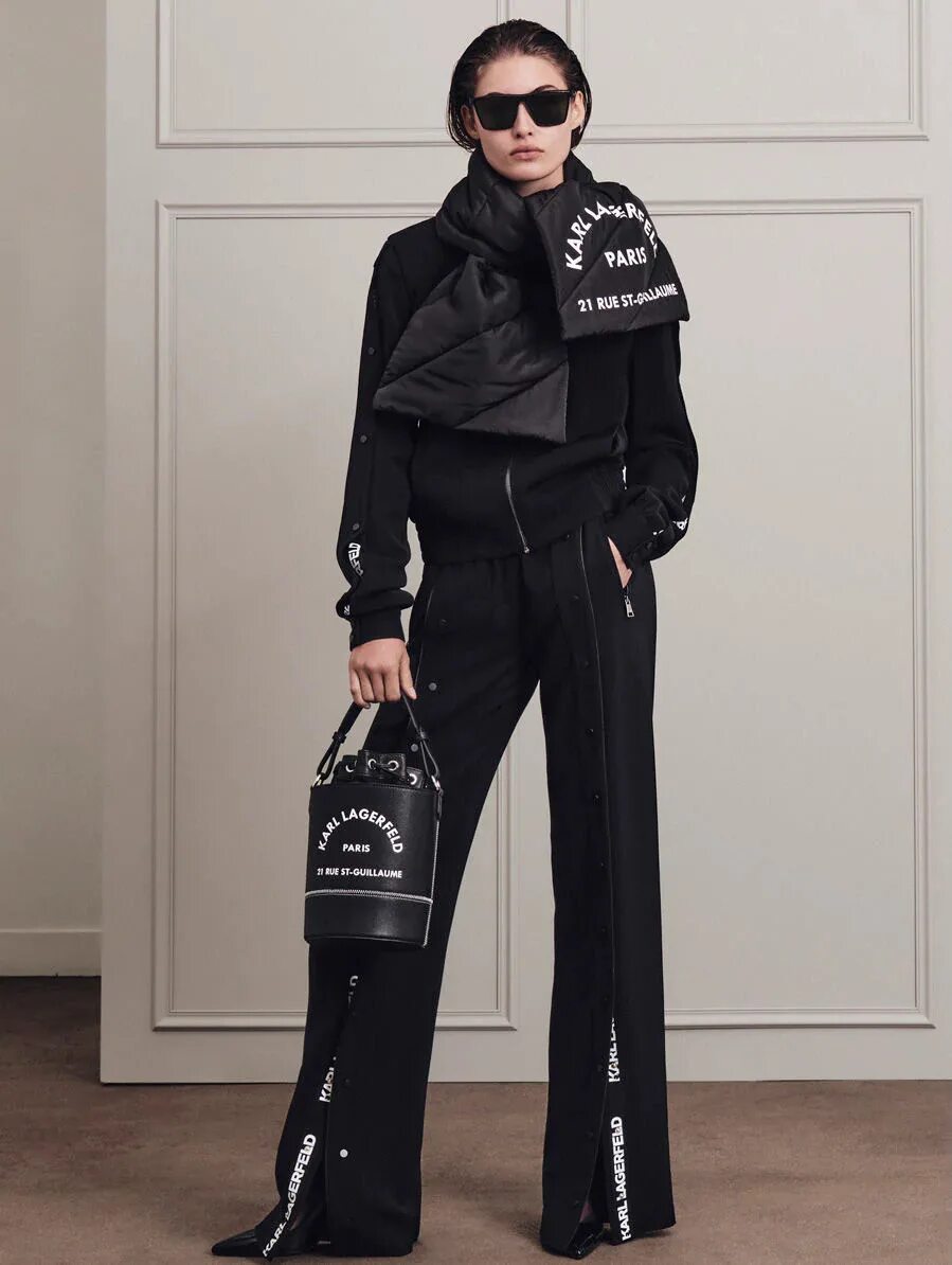 Пиджак karl lagerfeld женский. Спортивный костюм karl lagerfeld женский. Спортивный костюм karl lagerfeld женский. Костюм лагерфельд женский. Karl lagerfeld puma коллаборация.