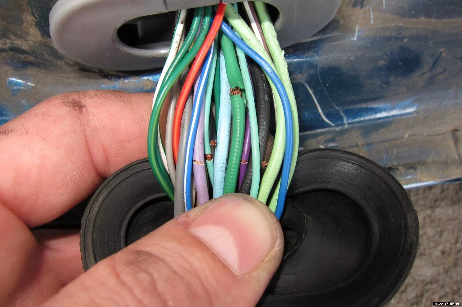 какие провода проводка в автомобиле
