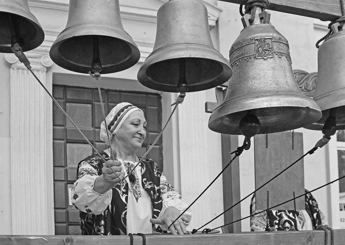 красный звон колоколов. трезвон красный средний. красный звон. красный звон. церковь в николы в никольском переулке.