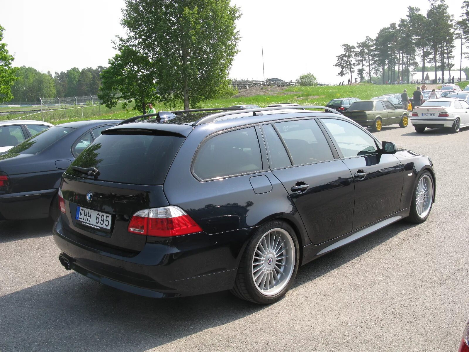 Болт крепежный ступицы vag vag n90708504. N 105 189 01. 3 долгота e 61. N 105 286 02. 3 долгота e 61.