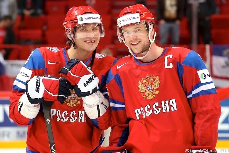 вторых хоккеист. овечкин кросби фото. башкиров хоккеист салават юлаев. вторых хоккеист. фредерик годро фото.