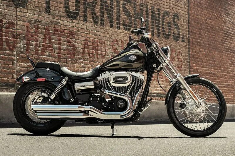 Harley Davidson Dyna wide Glide. Мотоцикл Harley Davidson Dyna wide Glide. Harley Davidson Dyna wide Glide Custom. Harley Davidson Dyna Glide. Байк чье производство