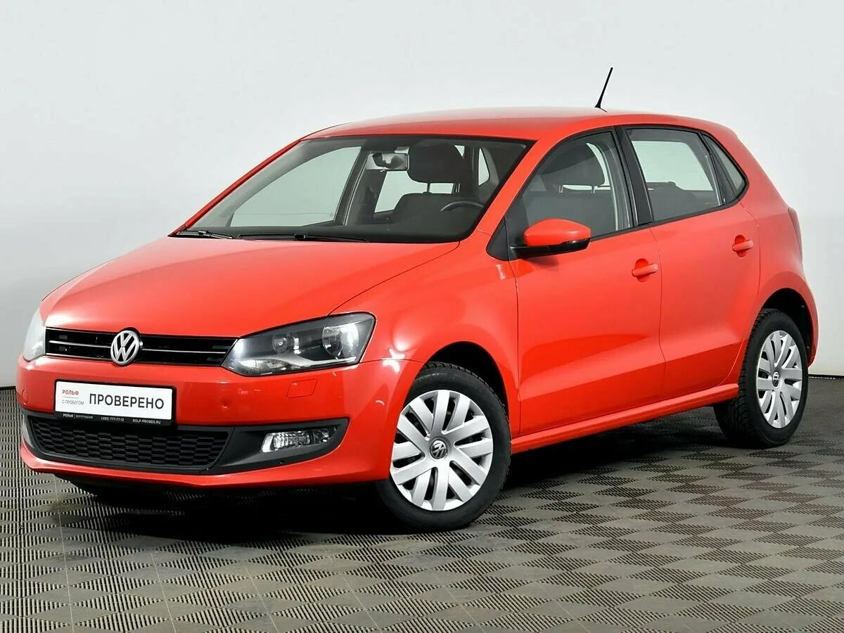 Поло 2 купить. Volkswagen Polo 5 хэтчбек. VW Polo Hatchback 1.4. Volkswagen Polo 2014 хэтчбек. VW Polo Hatchback 2014.