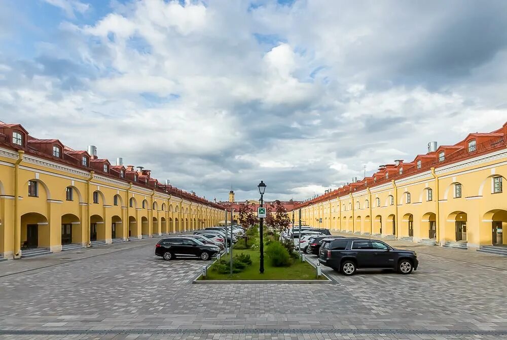 Театр отеля санкт петербург. Садовая 62 Никольские ряды. Театральная площадь Садовая ул., 62, Санкт-Петербург. Отель Театральная площадь Санкт-Петербург. Никольские ряды Питер.